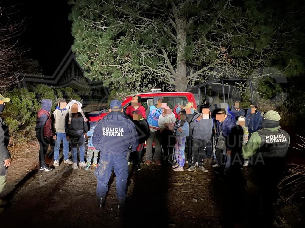 Rescata Policía de Montaña a familia extraviada en la Malinche